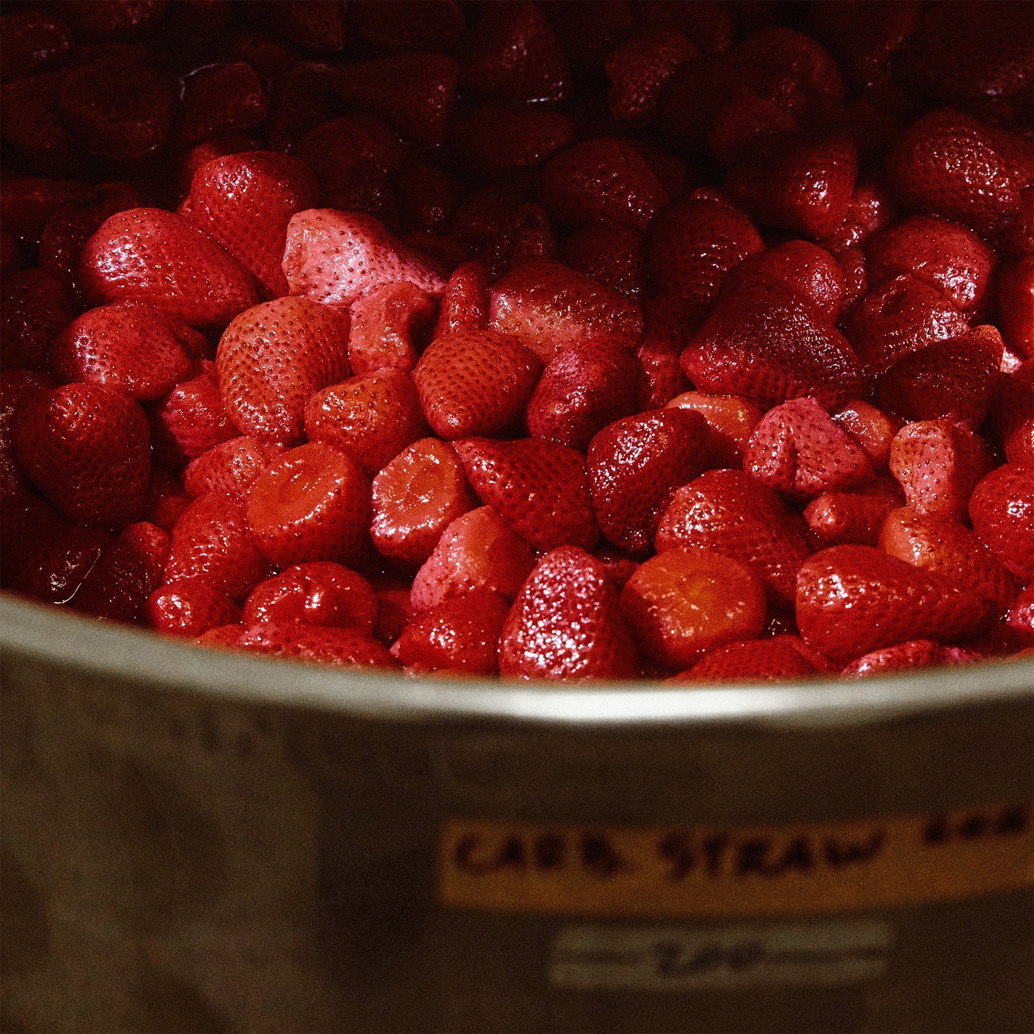 From Fruit to Ferment: How We Use Carbonic Maceration in Uzume